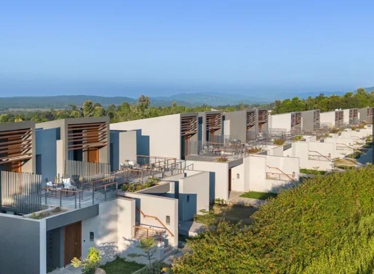 Villa with Terrace & Mountain View - View 1